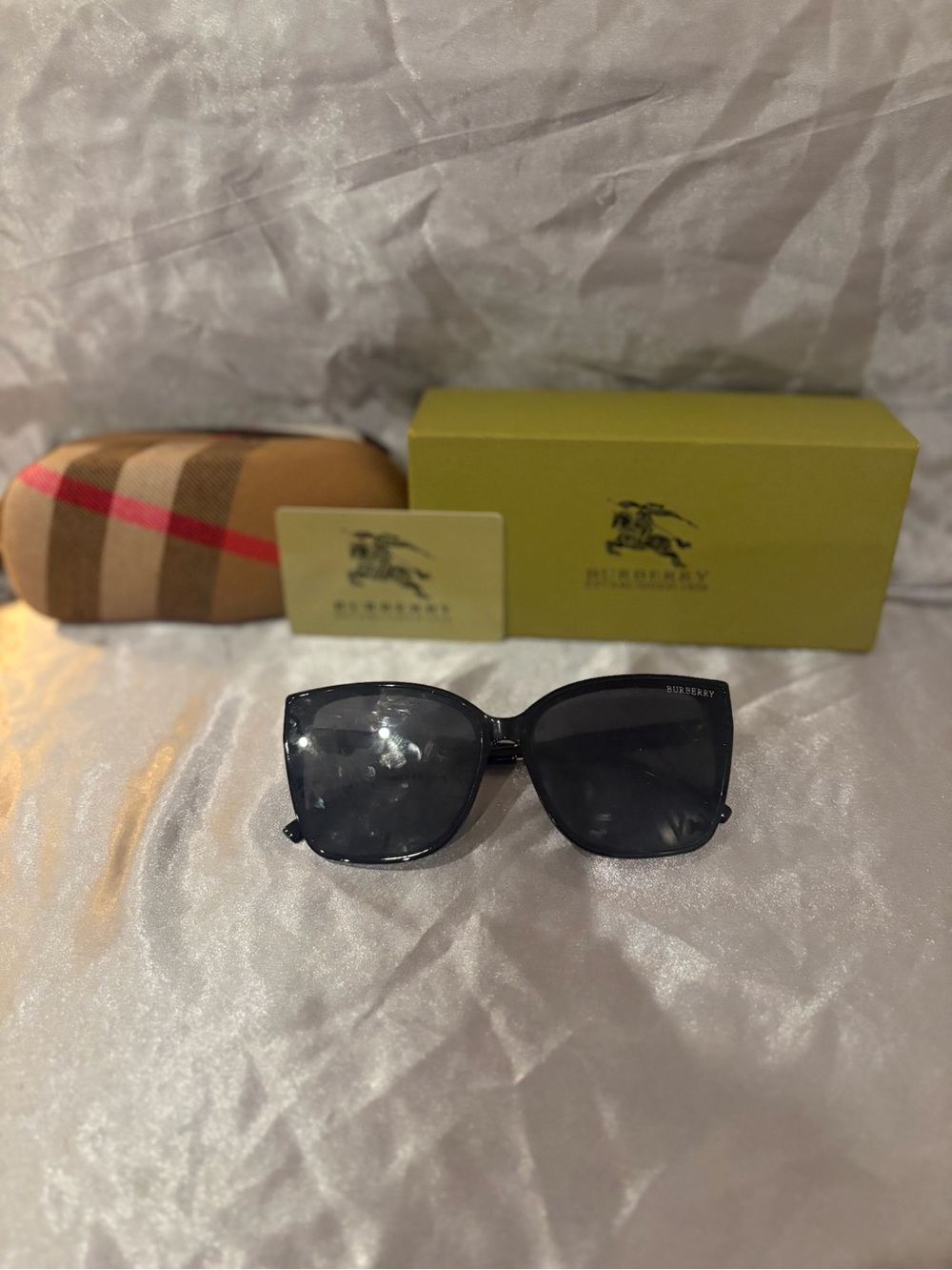 Burberry Black Women's Square-Edge Sunglasses
